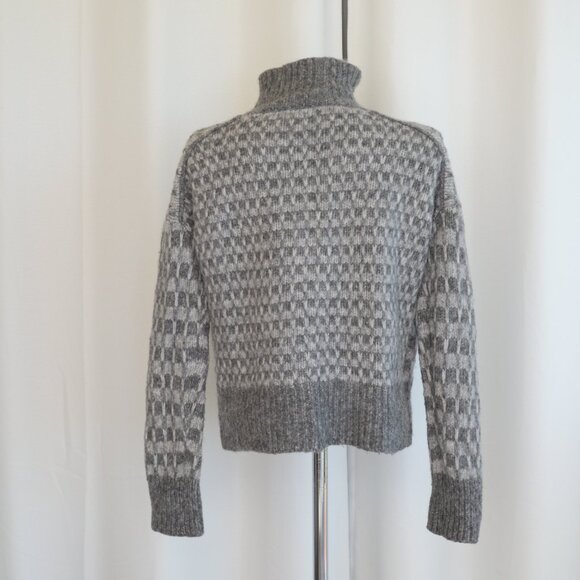 Everlane The Cloud Checkered Turtleneck Sweater Grey Sz S - Picture 4 of 6